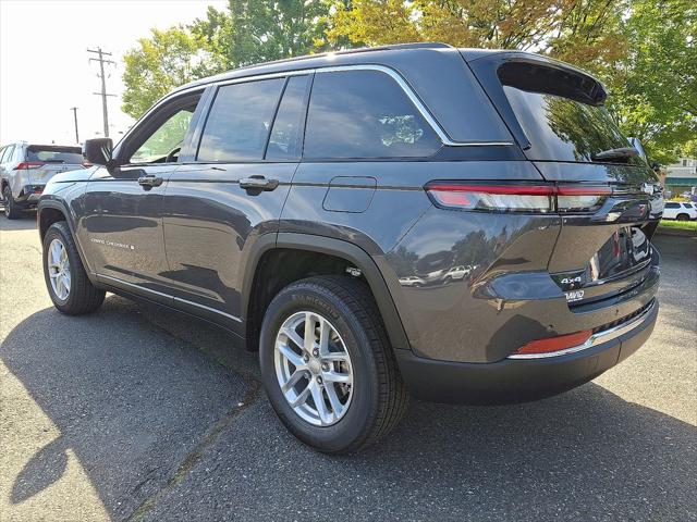 2025 Jeep Grand Cherokee GRAND CHEROKEE LAREDO X 4X4 2025 Jeep Grand Cherokee GRAND CHEROKEE LAREDO X 4X4