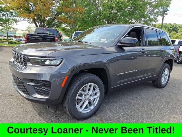 2025 Jeep Grand Cherokee GRAND CHEROKEE LAREDO X 4X4