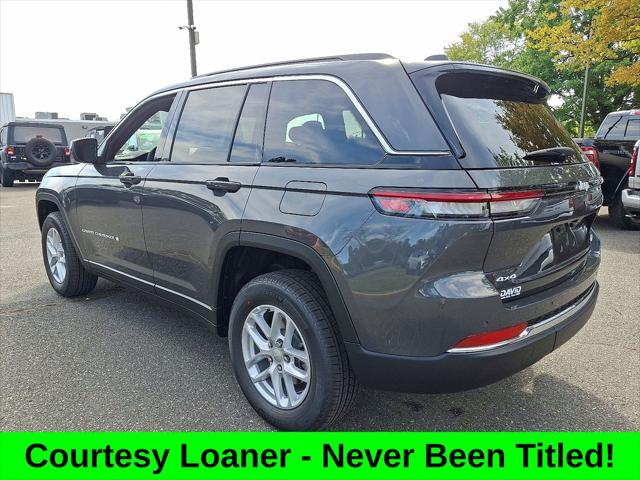 2025 Jeep Grand Cherokee GRAND CHEROKEE LAREDO X 4X4