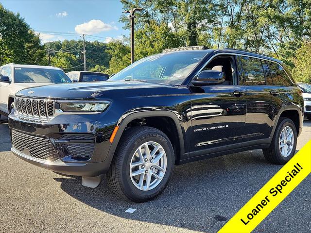 2025 Jeep Grand Cherokee GRAND CHEROKEE LAREDO X 4X4