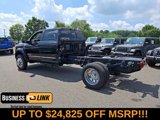 2024 RAM Ram 5500 Chassis Cab RAM 5500 LIMITED CHASSIS CREW CAB 4X4 60 CA 2024 RAM Ram 5500 Chassis Cab RAM 5500 LIMITED CHASSIS CREW CAB 4X4 60 CA