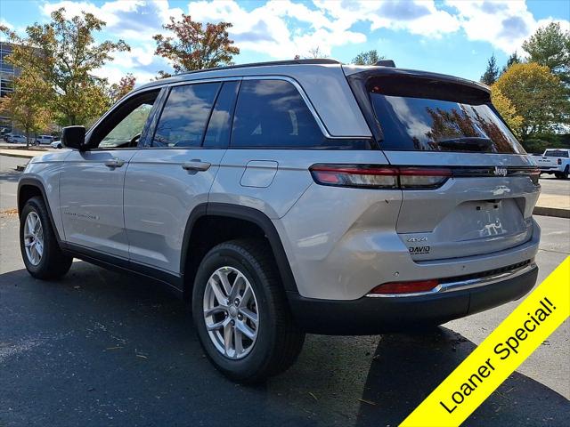 2025 Jeep Grand Cherokee GRAND CHEROKEE LAREDO X 4X4