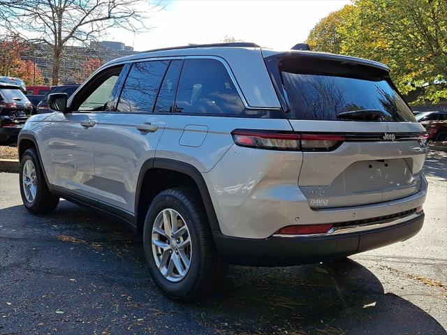 2025 Jeep Grand Cherokee GRAND CHEROKEE LAREDO X 4X4 2025 Jeep Grand Cherokee GRAND CHEROKEE LAREDO X 4X4