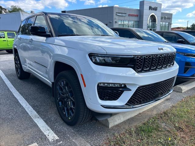 2025 Jeep Grand Cherokee GRAND CHEROKEE SUMMIT RESERVE 4X4