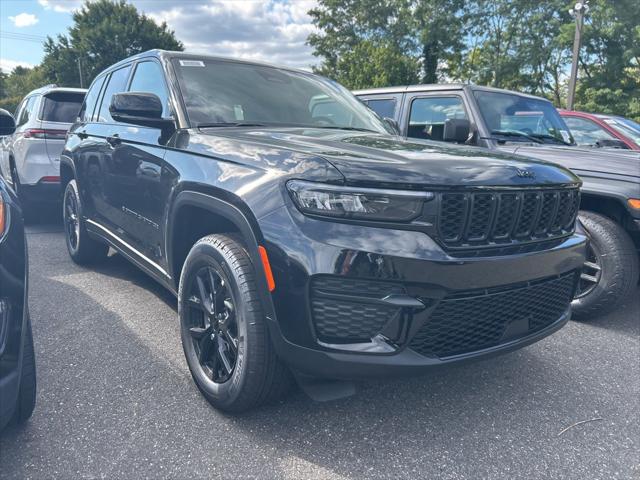 2025 Jeep Grand Cherokee GRAND CHEROKEE ALTITUDE 4X4