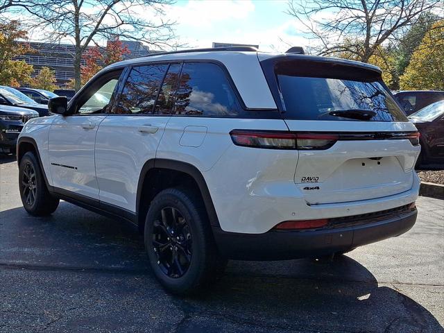 2025 Jeep Grand Cherokee GRAND CHEROKEE ALTITUDE 4X4 2025 Jeep Grand Cherokee GRAND CHEROKEE ALTITUDE 4X4