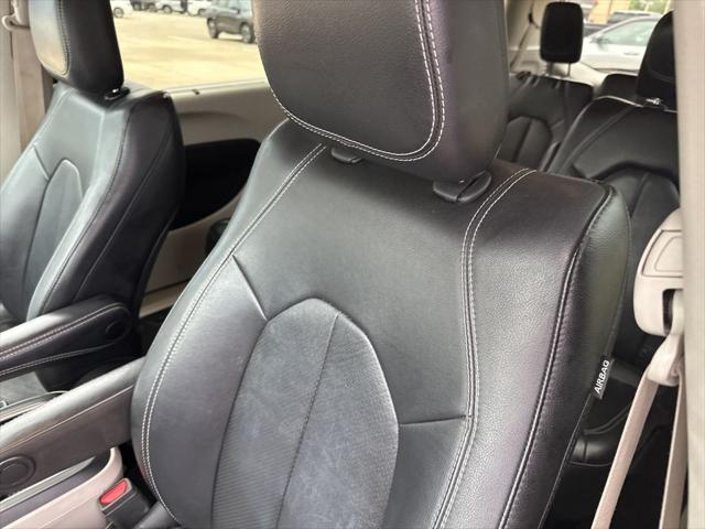 2022 Chrysler Pacifica Touring L 2022 Chrysler Pacifica Touring L