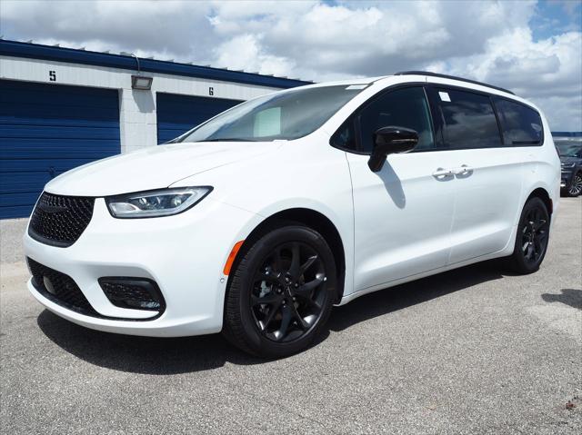 2024 Chrysler Pacifica PACIFICA LIMITED 2024 Chrysler Pacifica PACIFICA LIMITED