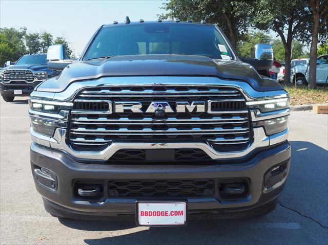 2025 RAM Ram 3500 RAM 3500 LIMITED CREW CAB 4X4 8 BOX