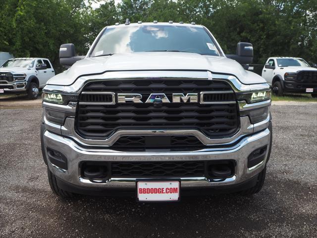 2025 RAM Ram 5500 Chassis Cab RAM 5500 TRADESMAN CHASSIS CREW CAB 4X4 84 CA