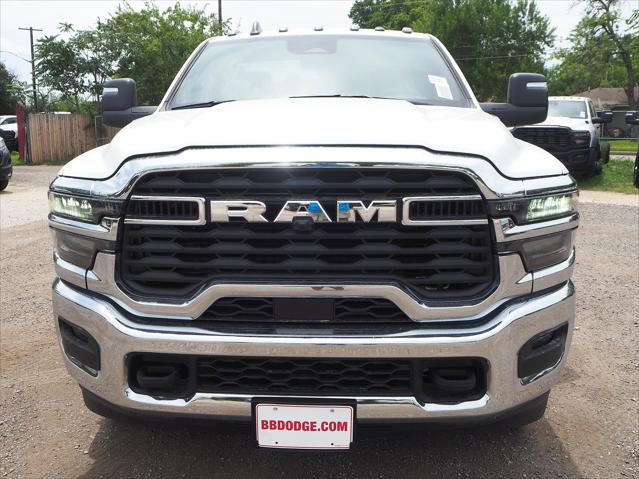 2025 RAM Ram 3500 Chassis Cab RAM 3500 TRADESMAN CHASSIS REGULAR CAB 4X4 84 CA