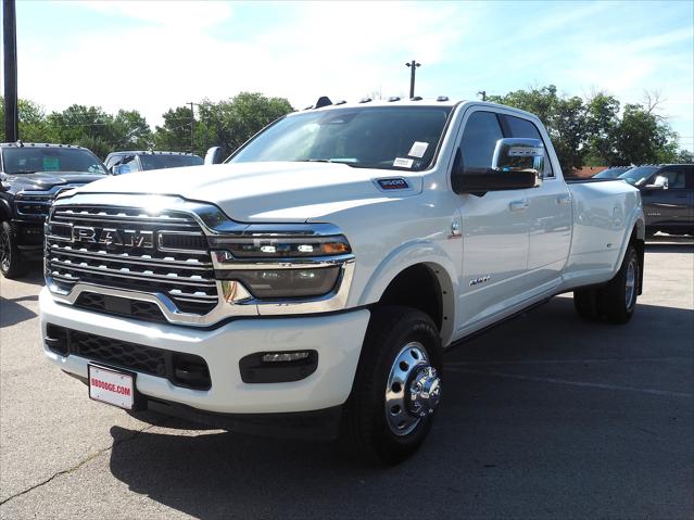 2025 RAM Ram 3500 RAM 3500 LIMITED LONGHORN CREW CAB 4X4 8 BOX 2025 RAM Ram 3500 RAM 3500 LIMITED LONGHORN CREW CAB 4X4 8 BOX