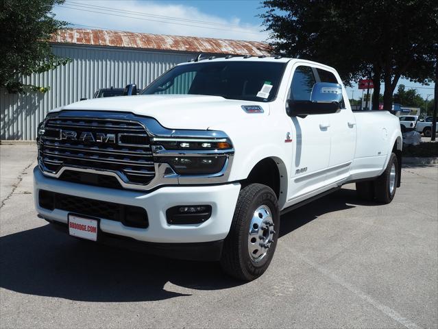 2025 RAM Ram 3500 RAM 3500 LIMITED CREW CAB 4X4 8 BOX