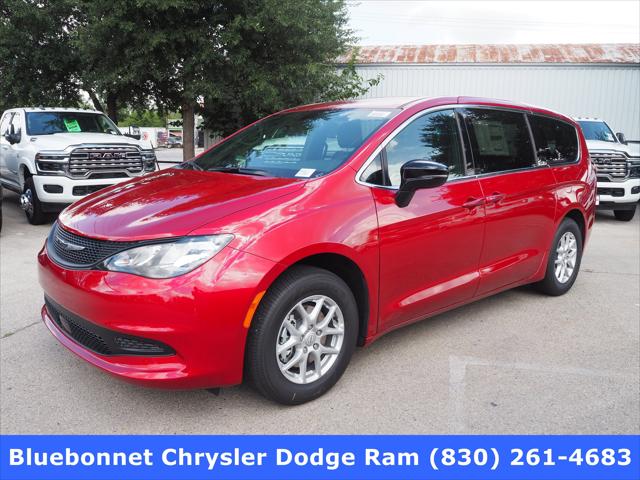 2025 Chrysler Voyager VOYAGER LX