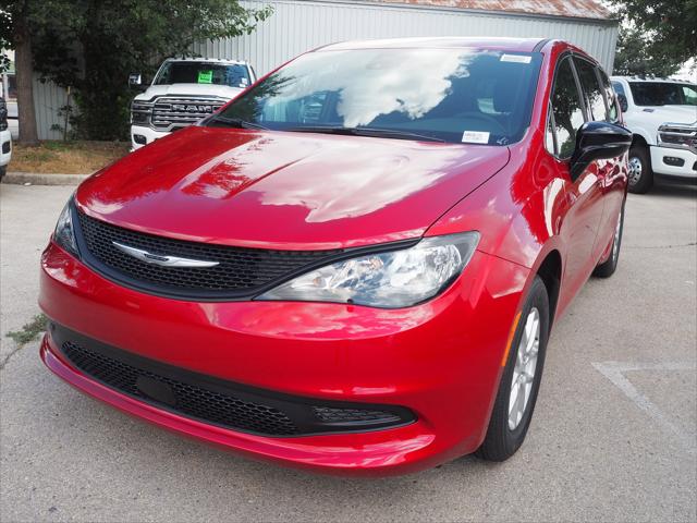 2025 Chrysler Voyager VOYAGER LX