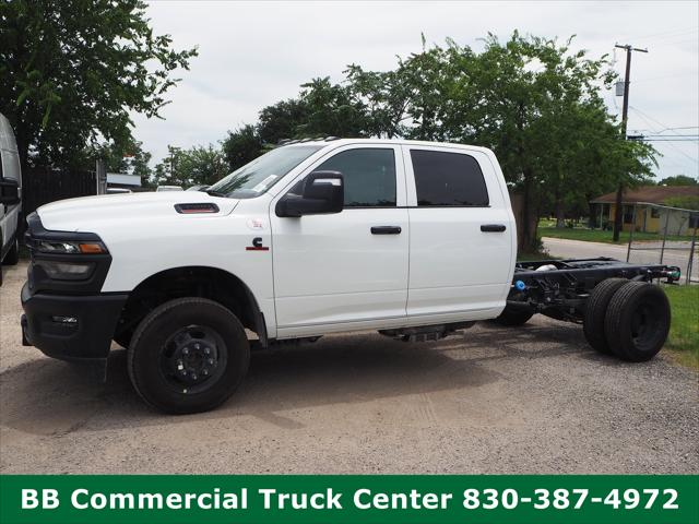 2025 RAM Ram 3500 Chassis Cab RAM 3500 TRADESMAN CREW CAB CHASSIS 4X4 60 CA