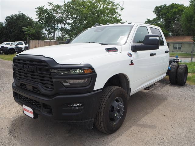 2025 RAM Ram 3500 Chassis Cab RAM 3500 TRADESMAN CREW CAB CHASSIS 4X4 60 CA