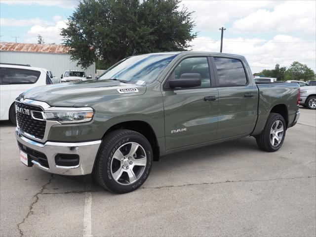 2025 RAM Ram 1500 RAM 1500 TRADESMAN CREW CAB 4X2 57 BOX 2025 RAM Ram 1500 RAM 1500 TRADESMAN CREW CAB 4X2 57 BOX