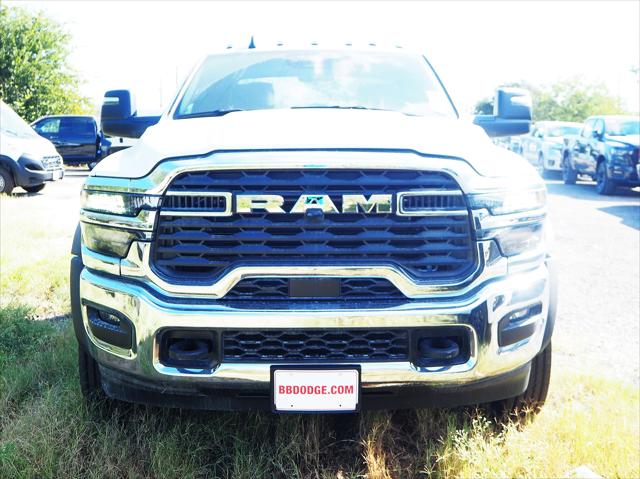 2026 RAM Ram 5500 Chassis Cab RAM 5500 TRADESMAN CHASSIS CREW CAB 4X4 84 CA 2026 RAM Ram 5500 Chassis Cab RAM 5500 TRADESMAN CHASSIS CREW CAB 4X4 84 CA