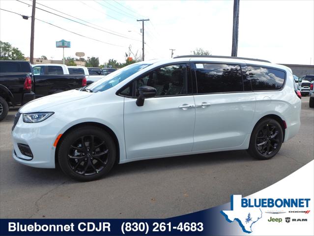 2026 Chrysler Pacifica PACIFICA LIMITED