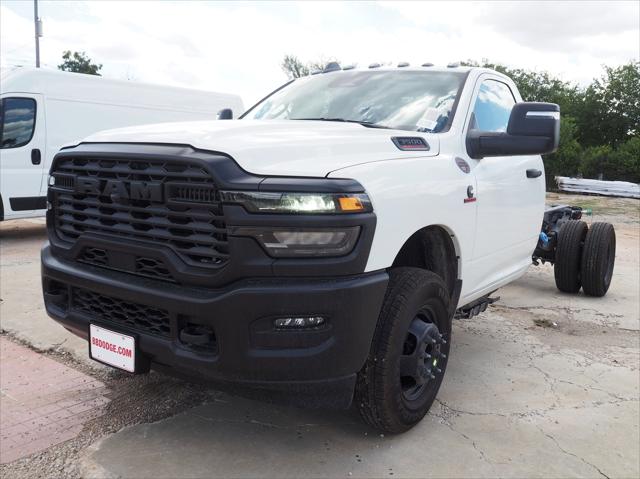 2026 RAM Ram 3500 Chassis Cab RAM 3500 TRADESMAN CHASSIS REGULAR CAB 4X2 84 CA