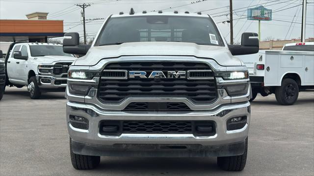 2026 RAM Ram 3500 Chassis Cab RAM 3500 BIG HORN CREW CAB CHASSIS 4X4 60 CA