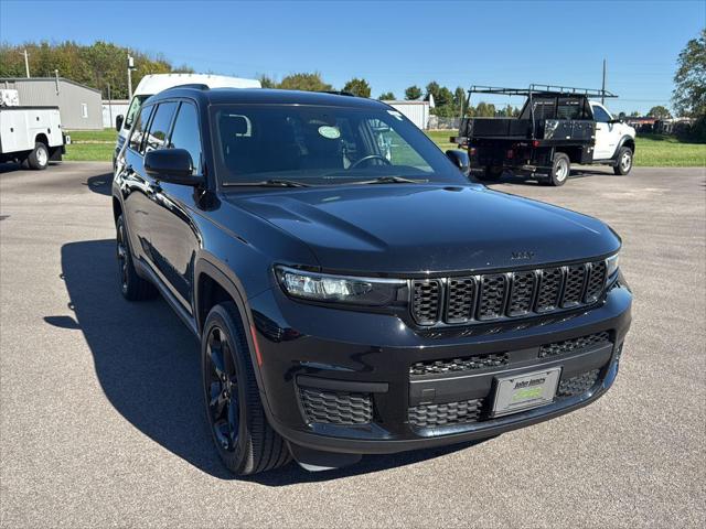 2022 Jeep Grand Cherokee L Altitude 4x4 2022 Jeep Grand Cherokee L Altitude 4x4