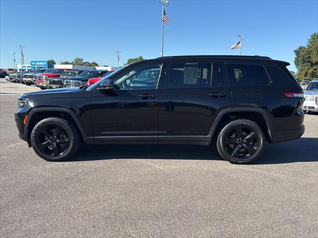 2022 Jeep Grand Cherokee L Altitude 4x4 2022 Jeep Grand Cherokee L Altitude 4x4