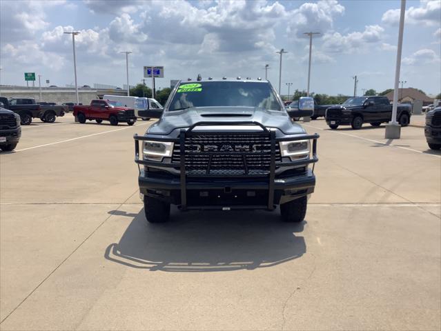 2024 RAM 3500 Laramie Crew Cab 4x4 8 Box 2024 RAM 3500 Laramie Crew Cab 4x4 8 Box