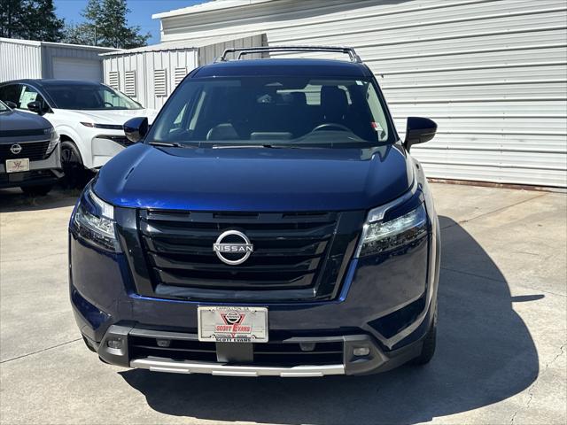 2023 Nissan Pathfinder SL 4WD