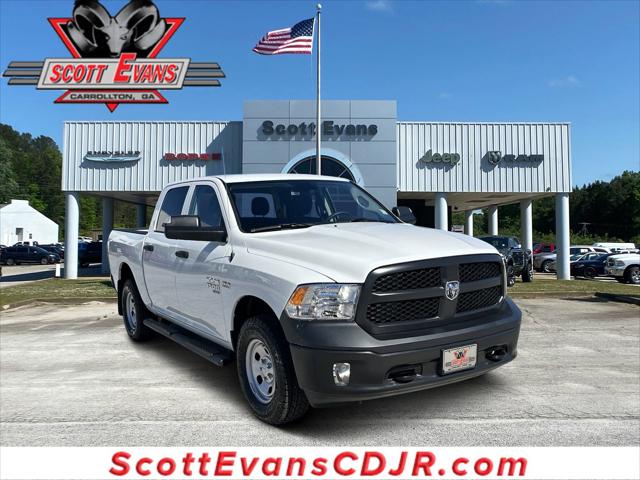2024 RAM 1500 Classic Tradesman Crew Cab 4x4 57 Box 2024 RAM 1500 Classic Tradesman Crew Cab 4x4 57 Box