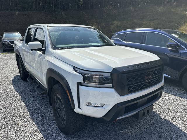 2023 Nissan Frontier Crew Cab PRO-4X 4x4 2023 Nissan Frontier Crew Cab PRO-4X 4x4