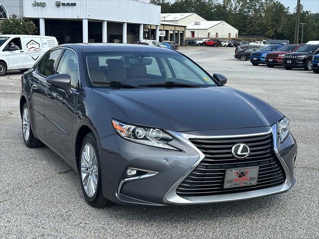 2016 Lexus ES 350  2016 Lexus ES 350