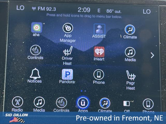 2017 Chrysler Pacifica Touring-L 2017 Chrysler Pacifica Touring-L