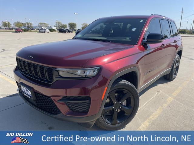 2023 Jeep Grand Cherokee Altitude 4x4 2023 Jeep Grand Cherokee Altitude 4x4