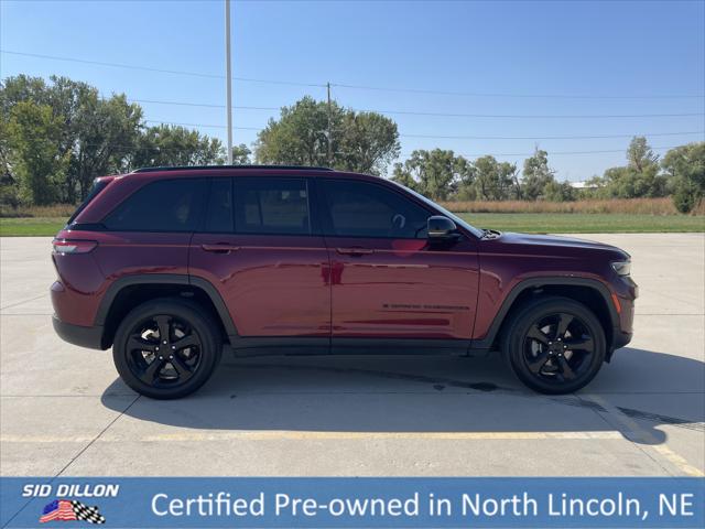 2023 Jeep Grand Cherokee Altitude 4x4 2023 Jeep Grand Cherokee Altitude 4x4