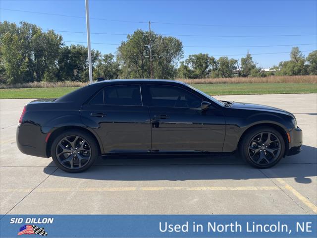 2023 Chrysler 300 Touring 2023 Chrysler 300 Touring