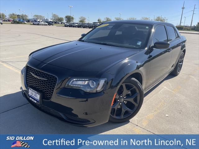2023 Chrysler 300 Touring 2023 Chrysler 300 Touring