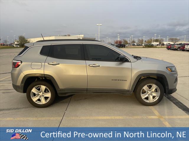 2022 Jeep Compass Latitude 4x4 2022 Jeep Compass Latitude 4x4