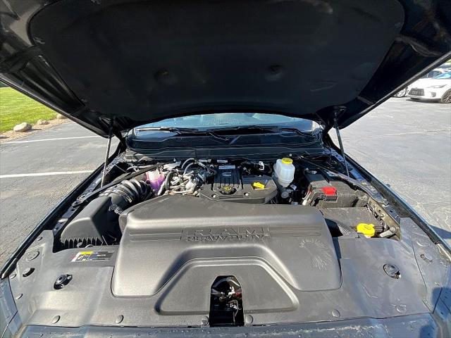 2026 RAM Ram 5500 Chassis Cab RAM 5500 TRADESMAN CHASSIS CREW CAB 4X4 60 CA 2026 RAM Ram 5500 Chassis Cab RAM 5500 TRADESMAN CHASSIS CREW CAB 4X4 60 CA