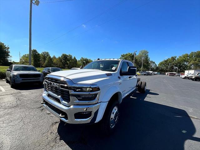 2026 RAM Ram 5500 Chassis Cab RAM 5500 BIG HORN CHASSIS CREW CAB 4X4 84 CA 2026 RAM Ram 5500 Chassis Cab RAM 5500 BIG HORN CHASSIS CREW CAB 4X4 84 CA