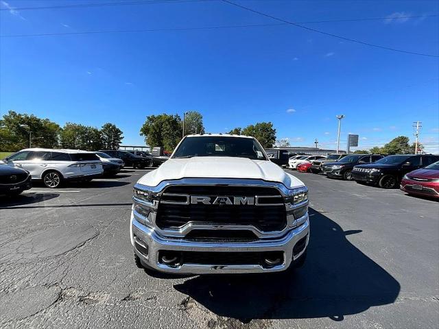 2026 RAM Ram 5500 Chassis Cab RAM 5500 BIG HORN CHASSIS CREW CAB 4X4 84 CA 2026 RAM Ram 5500 Chassis Cab RAM 5500 BIG HORN CHASSIS CREW CAB 4X4 84 CA