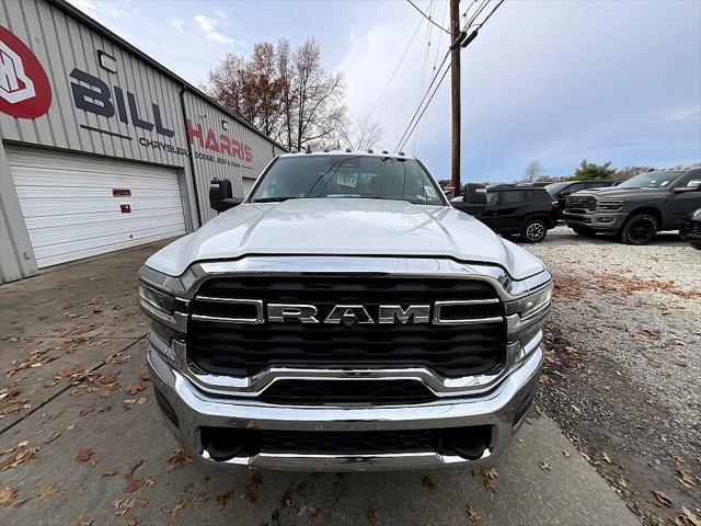 2026 RAM Ram 5500 Chassis Cab RAM 5500 BIG HORN CHASSIS CREW CAB 4X4 84 CA 2026 RAM Ram 5500 Chassis Cab RAM 5500 BIG HORN CHASSIS CREW CAB 4X4 84 CA