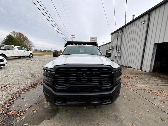 2026 RAM Ram 5500 Chassis Cab RAM 5500 TRADESMAN CHASSIS REGULAR CAB 4X4 84 CA 2026 RAM Ram 5500 Chassis Cab RAM 5500 TRADESMAN CHASSIS REGULAR CAB 4X4 84 CA