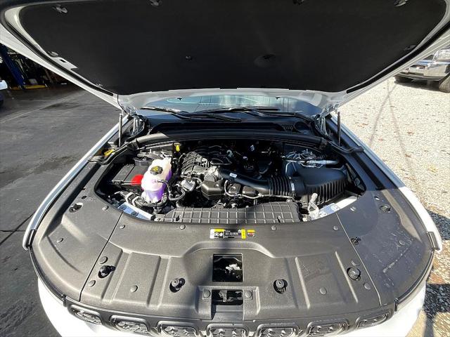 2025 Jeep Grand Cherokee GRAND CHEROKEE L ALTITUDE X 4X4 2025 Jeep Grand Cherokee GRAND CHEROKEE L ALTITUDE X 4X4