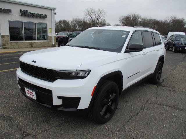 2023 Jeep Grand Cherokee L Altitude 4x4 2023 Jeep Grand Cherokee L Altitude 4x4