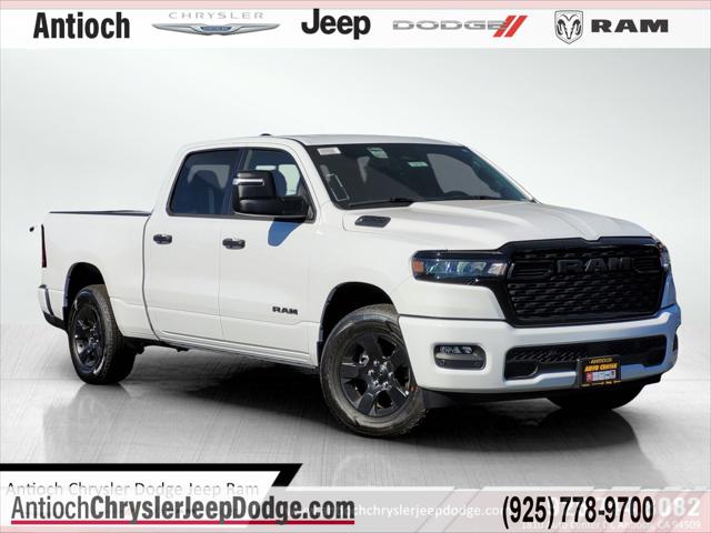 2025 RAM Ram 1500 RAM 1500 TRADESMAN CREW CAB 4X4 64 BOX