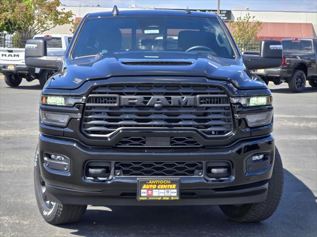 2026 RAM Ram 2500 RAM 2500 BLACK EXPRESS CREW CAB 4X4 64 BOX