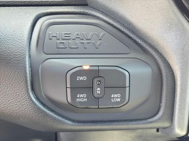 2026 Ram 2500 Black Express Crew Cab 4x4 6'4" Box