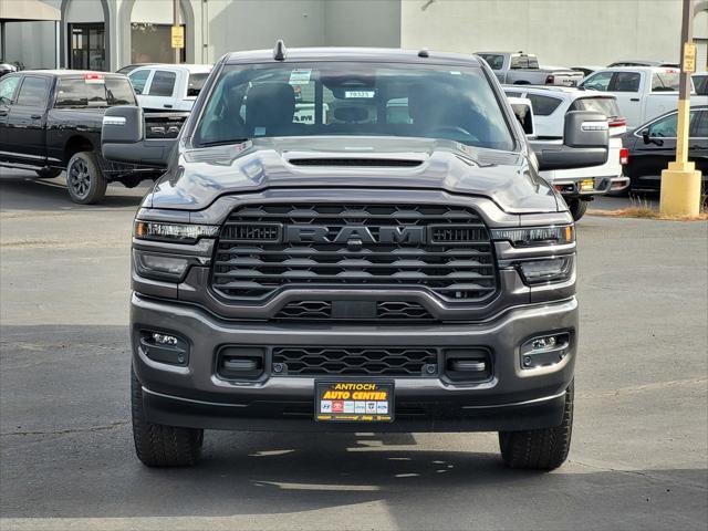 2026 RAM Ram 2500 RAM 2500 BLACK EXPRESS CREW CAB 4X4 64 BOX 2026 RAM Ram 2500 RAM 2500 BLACK EXPRESS CREW CAB 4X4 64 BOX